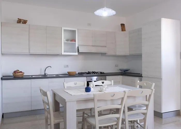 Via Marcantonio Bragadin,128 Guest House